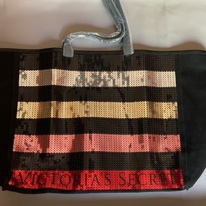 Sequence Victoria Secret tote.
